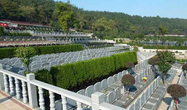 南京普觉寺墓园