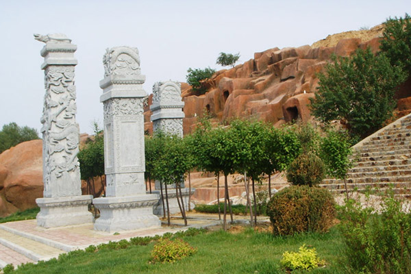 鞍山双龙山墓园